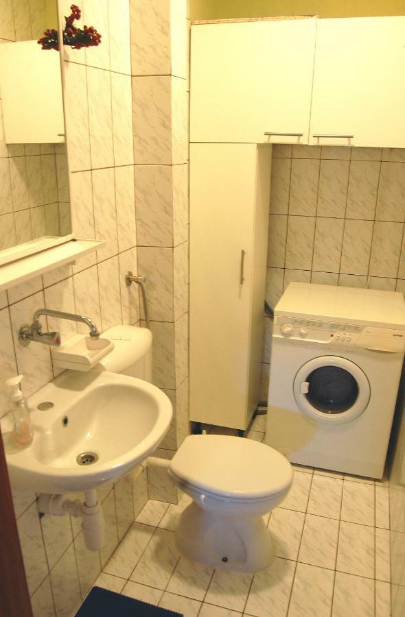 Apartment Toya Slatine Buitenkant foto